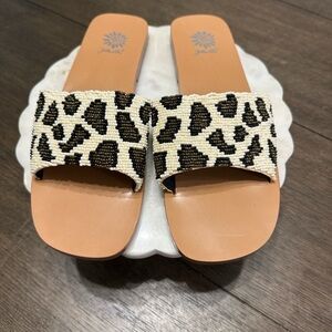 Yellow Box Black‎ and Cream Sandals with Bold Print